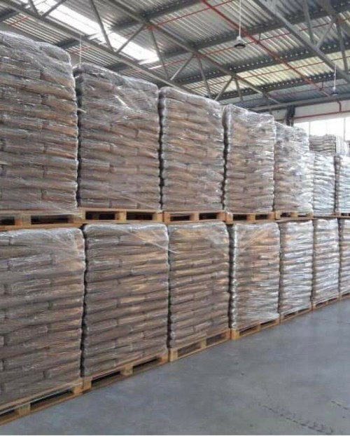 Certified ENplus A1 Wood Pellets – Reliable & Eco-Friendly Fuel — 15 kg Bag